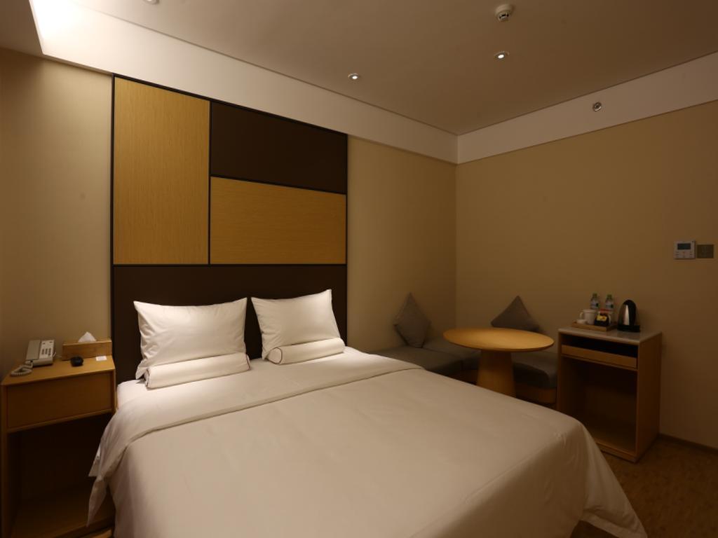 Ji Hotel Sanya Dadonghai Exterior photo