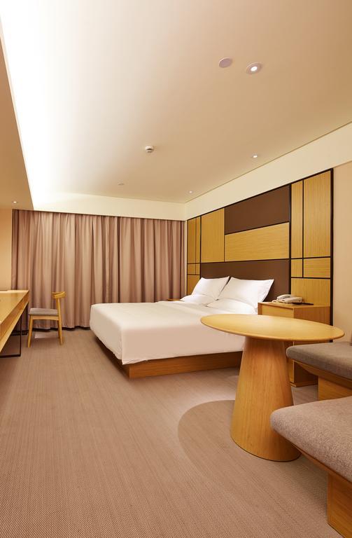 Ji Hotel Sanya Dadonghai Exterior photo