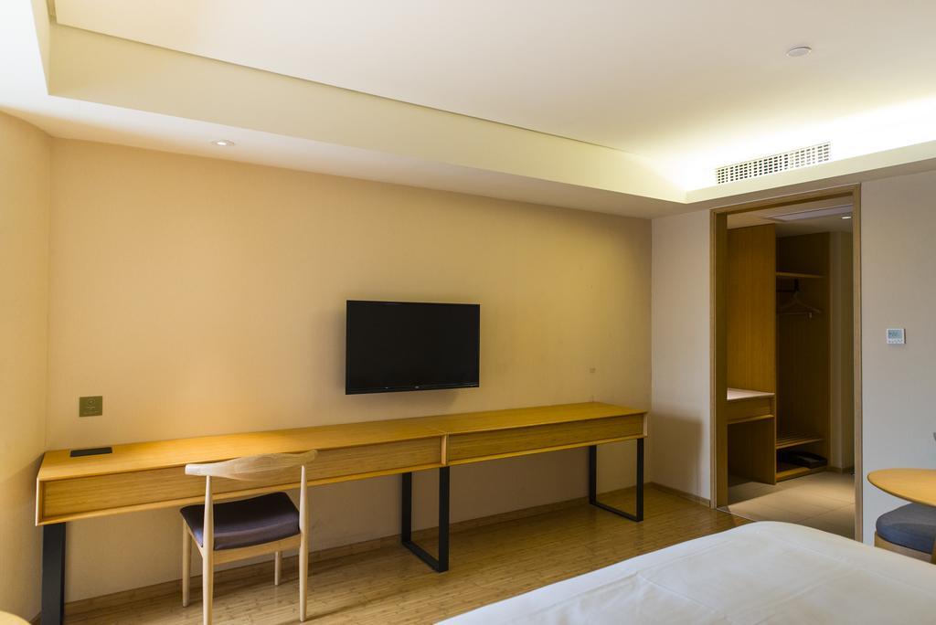 Ji Hotel Sanya Dadonghai Exterior photo